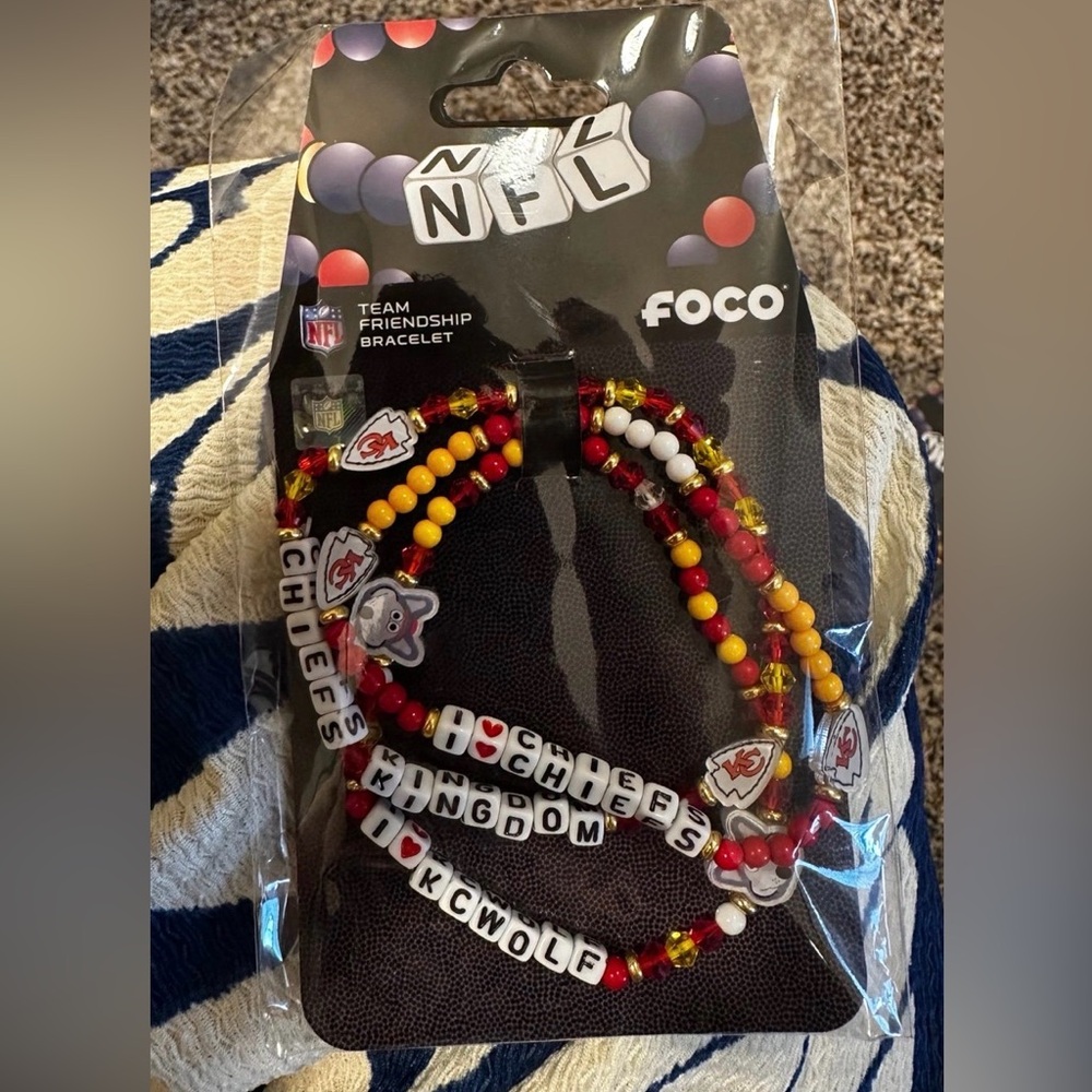 NFL Chiefs Women Forever Collectible 3pk Friendship Bracelet’s
